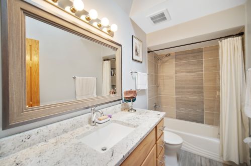 4523 Newland Ave, Chicago IL 60706-4842 exterior