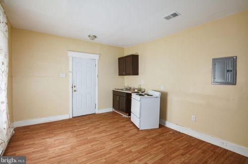 1308 Main St, Darby PA 19023-2619 exterior