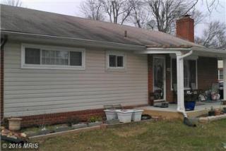 5616 Magnolia Ln, Alexandria VA  22311-3736 exterior