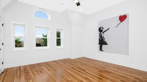 3358 Calumet Ave, Chicago IL 60616-1407 exterior