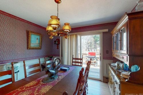 20 Woodward St, Killingly CT 06239-1642 exterior