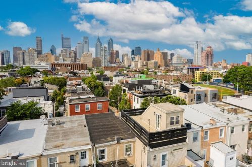 1814 Catharine St, Philadelphia PA  19146-1835 exterior