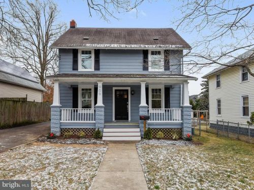 909 Grandin Ave, Rockville, MD 20851-1322