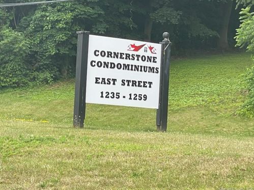 1259 East St, New Britain CT 06053-2563 exterior