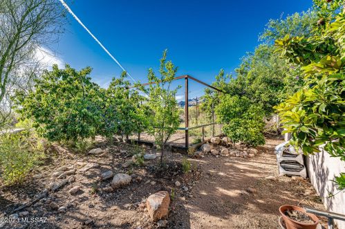 5925 Mina Vis, Tucson AZ 85718-4128 exterior