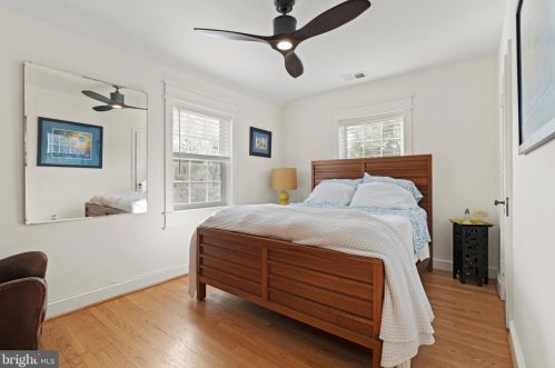 116 Moncure Dr, Alexandria VA 22314-4965 exterior