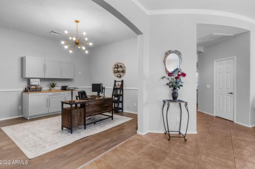 2425 Barbie Ln, Phoenix AZ  85085-5004 exterior