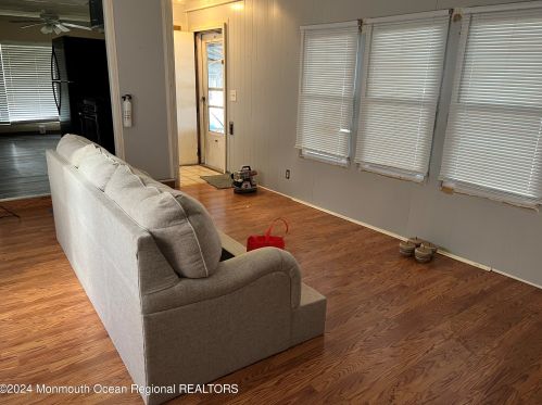 78 Alissa Ter, Jackson Twp, NJ 08527-3117