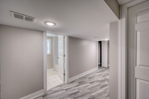 5527 Haddon Ave, Chicago IL  60651-2702 exterior