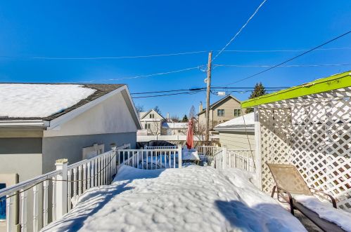 5950 Ozanam Ave, Chicago IL 60631-2235 exterior