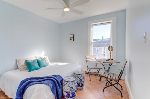 46 Eastnor Rd, Middletown, RI 02840-3853