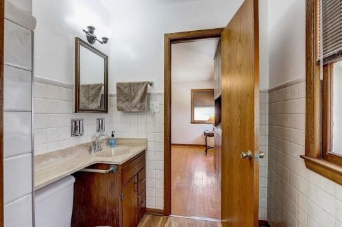 9438 Montana Ave, Milwaukee WI 53227-3324 exterior