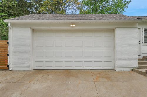 2144 Hall St, Grand Rapids MI 49506-4046 exterior