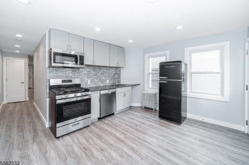 166 Ridgewood Rd, South Orange NJ 07079-1622 exterior