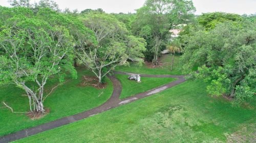 6926 Grande Dr, Boca Raton FL 33433-2735 exterior