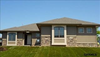 823 190 St, Omaha NE  68022-4502 exterior