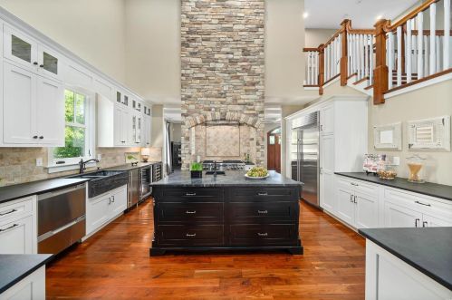 230 Essex Ave, Saint Louis MO 63122-3627 exterior