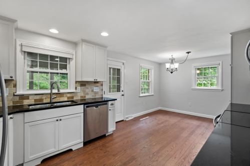 103 Ascot Pl, Pittsburgh PA 15237-4013 exterior