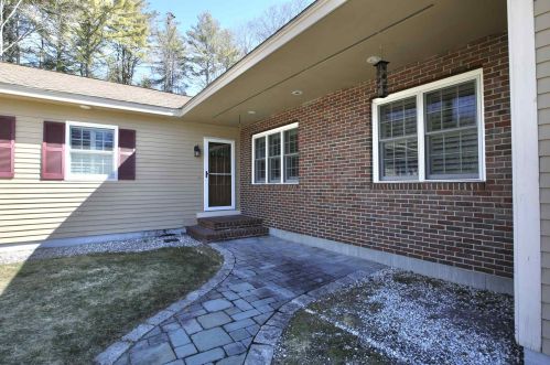 6 Pine Crest Dr, Concord, NH 03304-4421