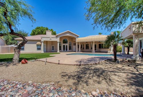 13810 34th St, Phoenix AZ  85032-5305 exterior