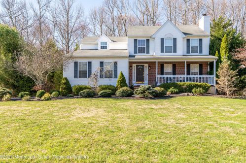 11 Nancy Ct, Jackson Twp, NJ 08527-4669