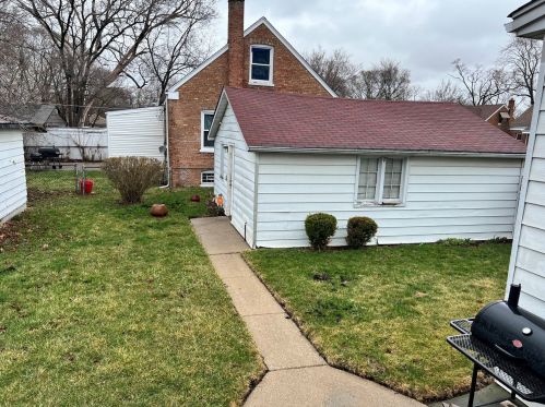 252 142 St, Dolton IL 60419-1386 exterior