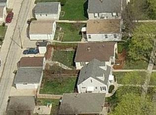 2525 71st St, Milwaukee WI  53219-2510 exterior