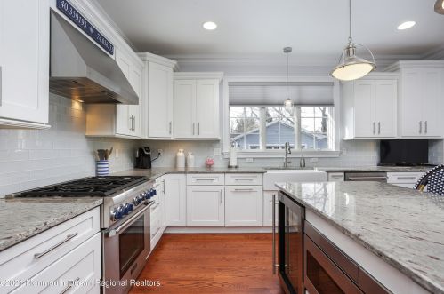 82 Cedar Ave, Red Bank NJ 07711 exterior