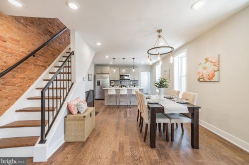 4207 Houghton St, Philadelphia PA  19128-1722 exterior