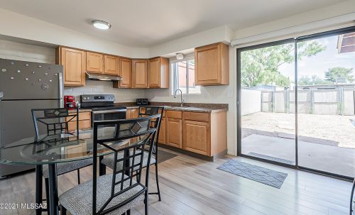 6725 Hawk Dr, Tucson AZ  85730-3247 exterior