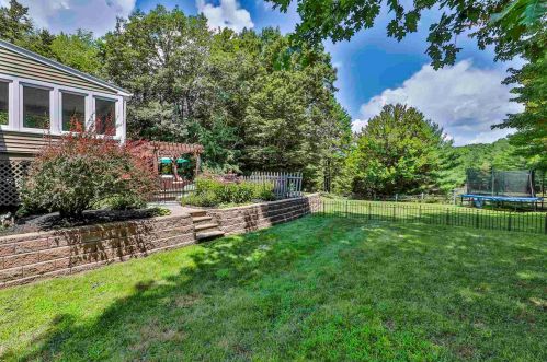 5 Deer Run Rd, Concord, NH 03304-5011