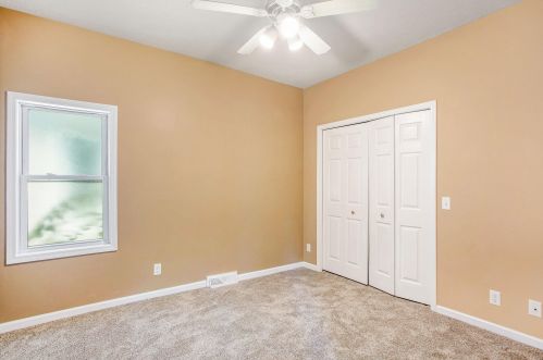 824 1 St, Grand Rapids MI 49504-5575 exterior