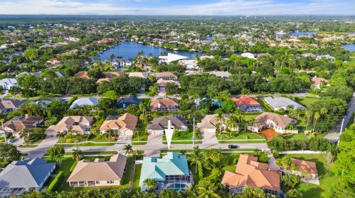 19088 Loxahatchee Riv Rd, Jupiter FL 33458-2414 exterior