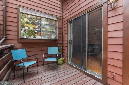 50 Danielle Ct, Trenton NJ  08648-1451 exterior