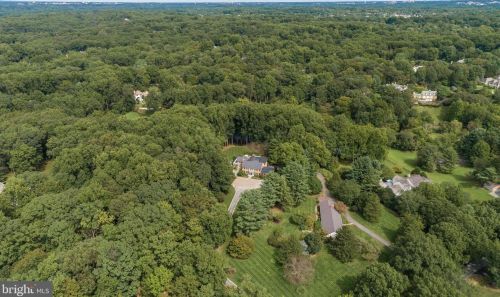 11013 Cripplegate Rd, Rockville MD 20854-1630 exterior