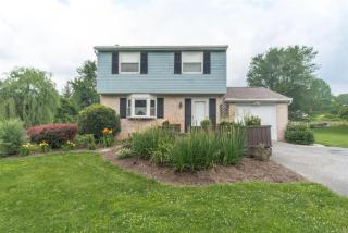 148 Nicholas Rd, Lancaster, PA 17603-9422