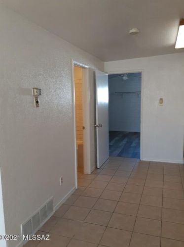 2545 Flanwill Blvd, Tucson AZ 85716-2495 exterior