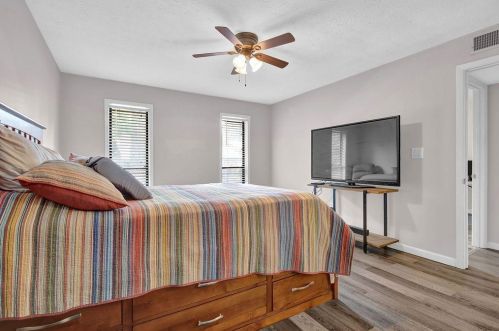 508 Cumberland Ct, Smyrna GA  30080-8650 exterior