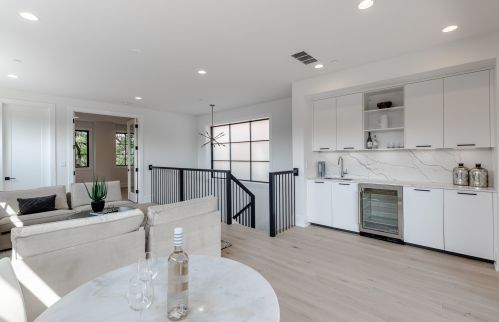 1909 Dayton St, Chicago IL 60614-5028 exterior