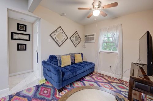 5835 Albert Dr, Humble TX 77396-2002 exterior