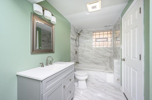 9211 Normal Ave, Chicago IL 60620-2327 exterior