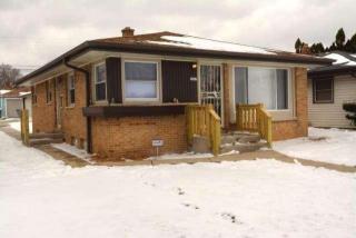 4247 66, Milwaukee WI  53218-5512 exterior