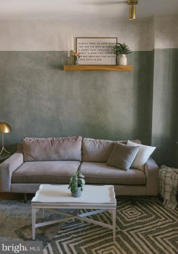 460 New Dorwart St, Lancaster PA 17603-5220 exterior