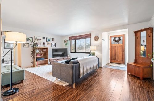 4643 Mckee Dr, Pittsburgh PA  15236-2445 exterior