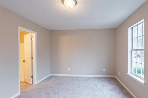 4029 Bayside Cir, Atlanta GA exterior