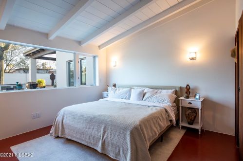 4130 4 St, Tucson AZ 85705-7808 exterior