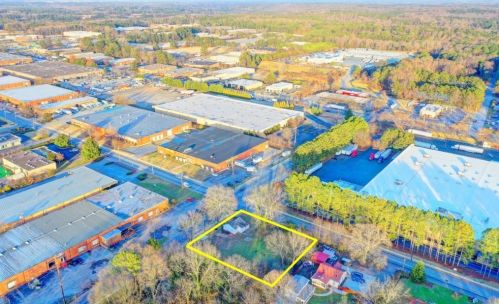 4523 Elmdale Dr, Tucker GA 30084-6565 exterior