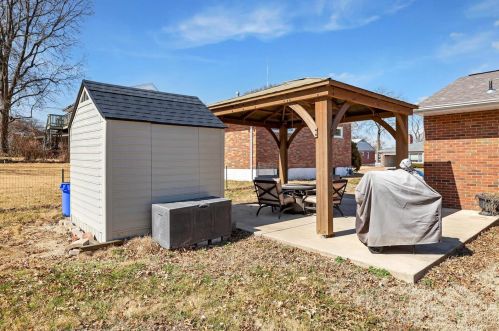 6438 Lawnside Dr, Saint Louis MO 63123-3309 exterior