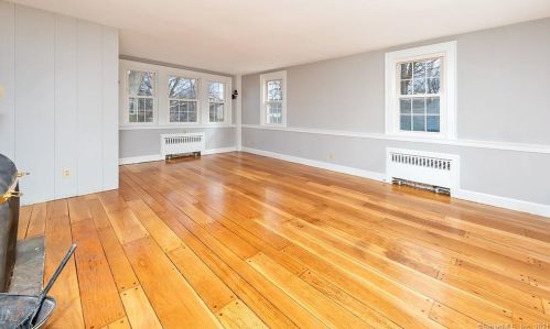 108 Harding St, New Britain CT 06052-1607 exterior