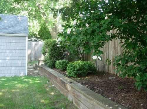 69 Powell Ave, Springfield MA 01118-2166 exterior